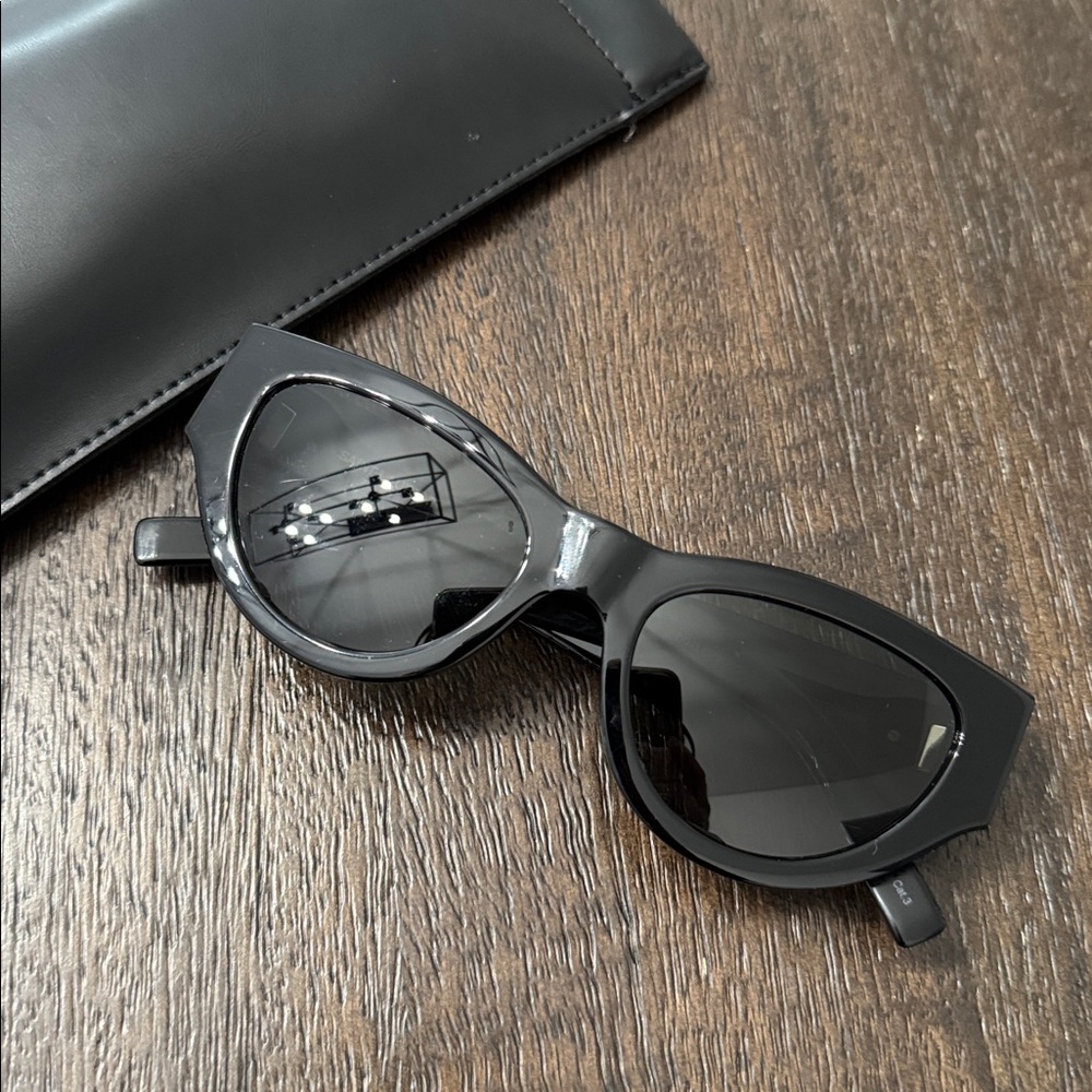 Saint Laurent Glam Cat Eye Sunglasses - Picture 6 of 9